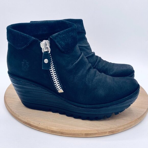 Fly London Yama Boots Womens 9 40 Black Leather Ruched Ankle Wedge Zip - Picture 1 of 11